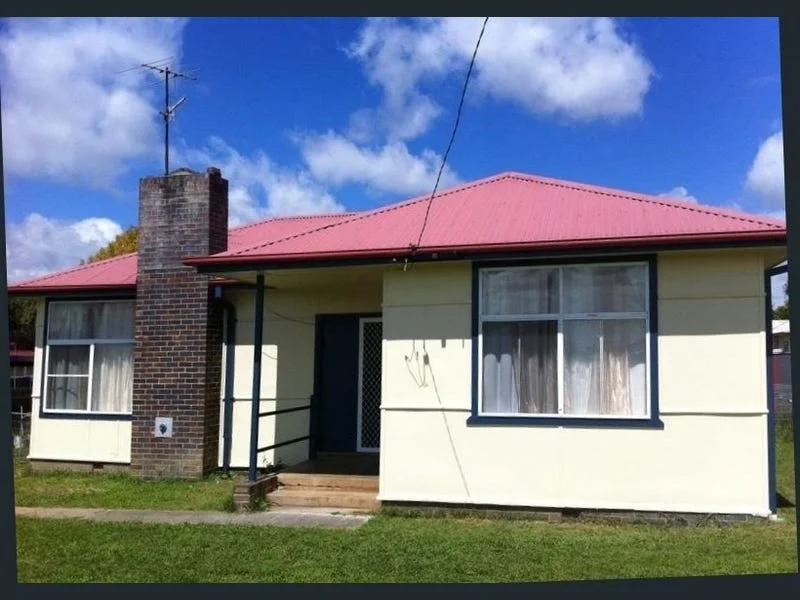 10 Barney Street, Armidale NSW 2350