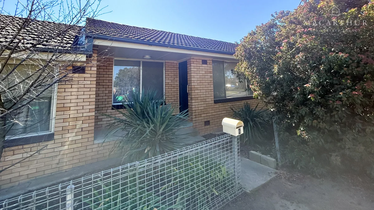 2/52 Raye Street, Tolland NSW 2650