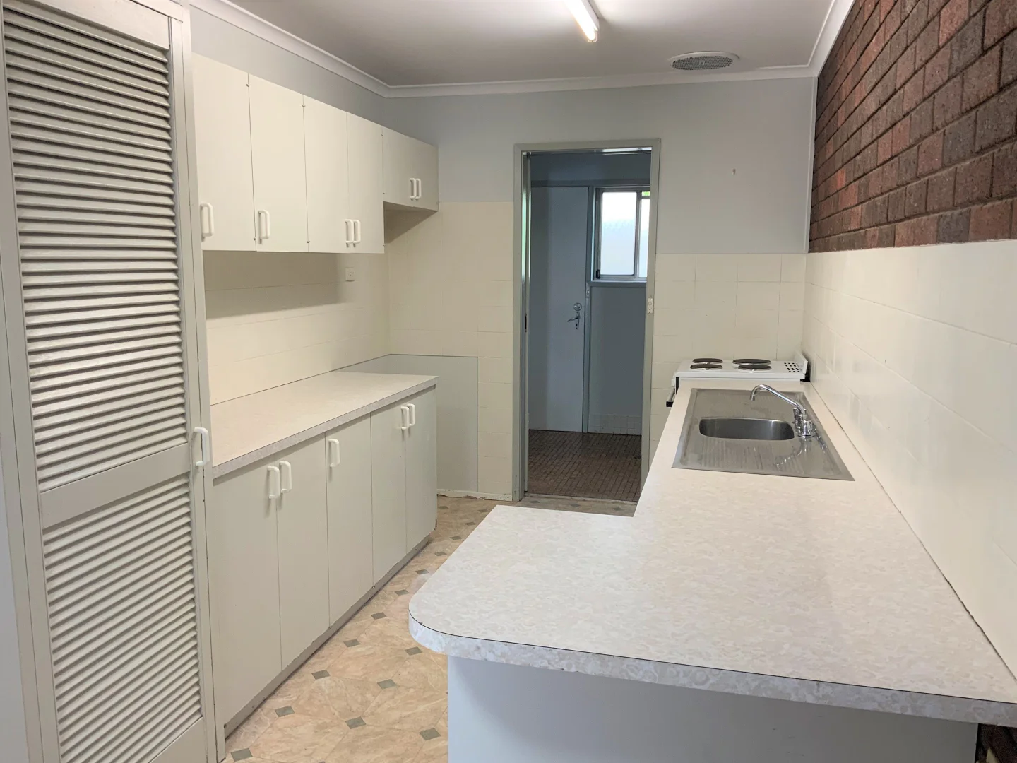 Additional image 4 of 4/525 Hovell Street, South Albury NSW 2640