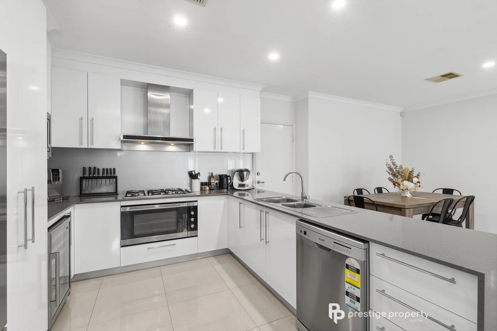 Additional image 3 of 281A The Strand, Dianella WA 6059
