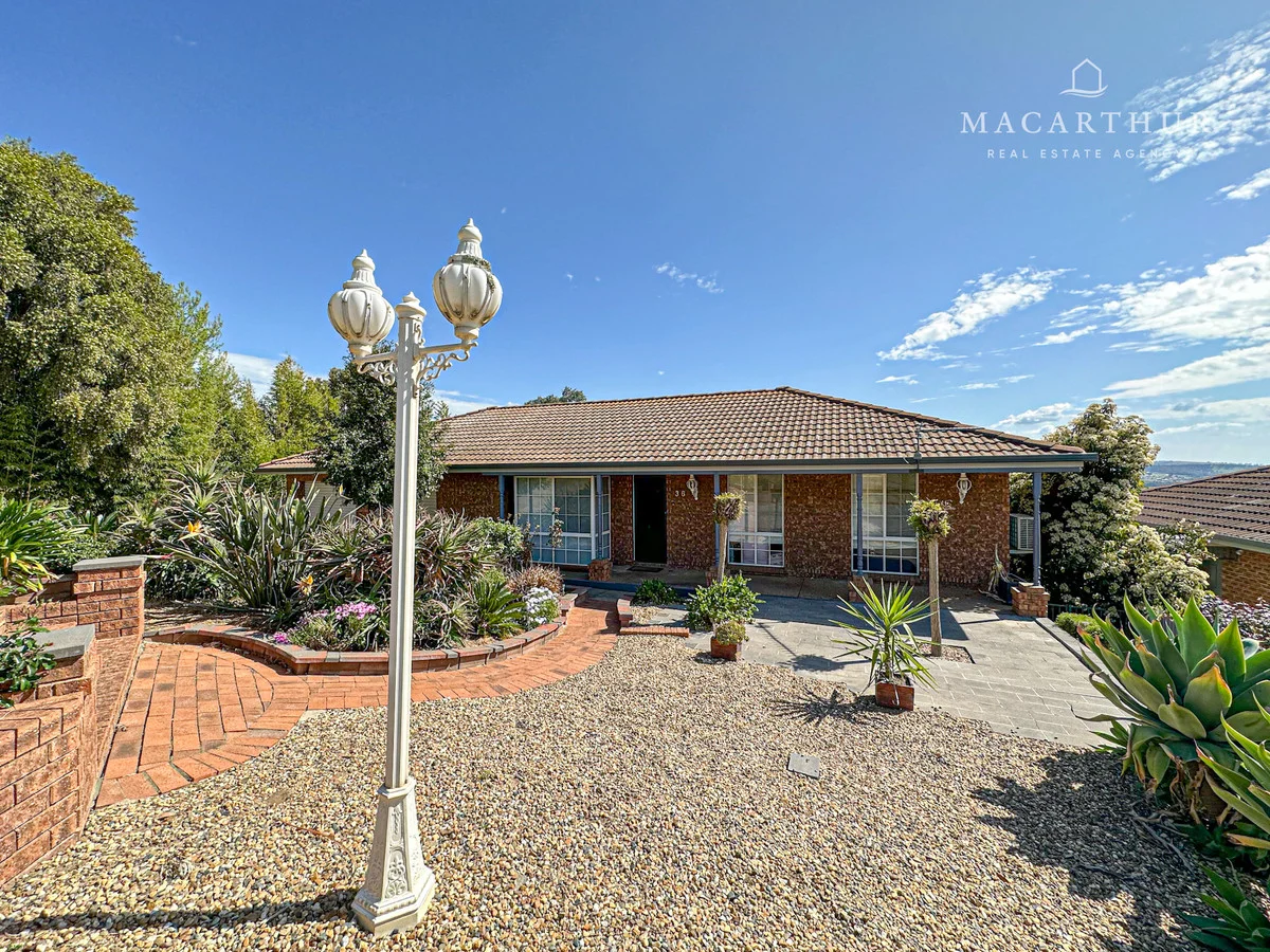 36 McCoullough Drive, Tolland NSW 2650