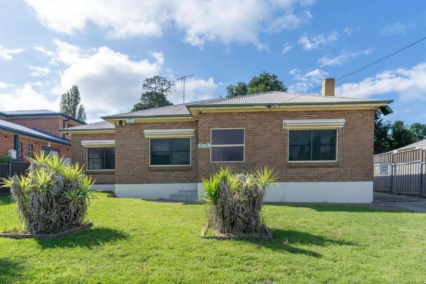 14 Allenby Road, Orange NSW 2800