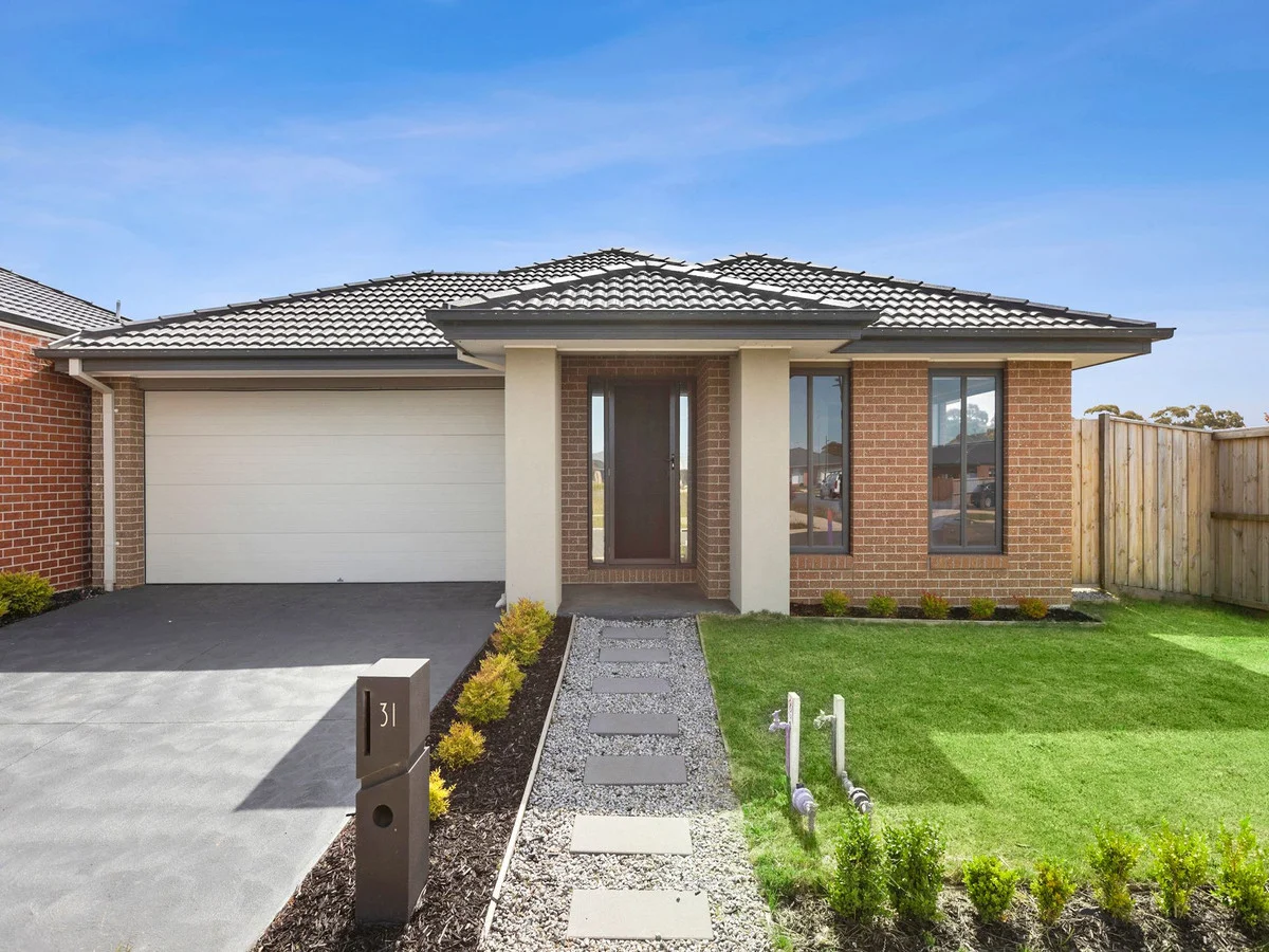 31 Larkspur Way, Charlemont VIC 3217