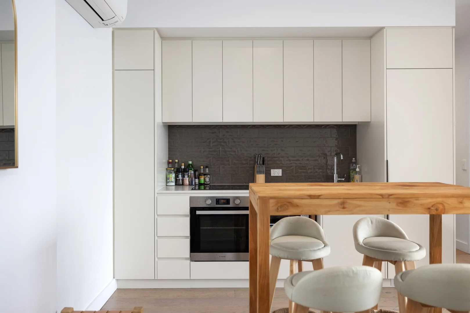 Additional image 2 of 813/156 Wright Street, Adelaide SA 5000