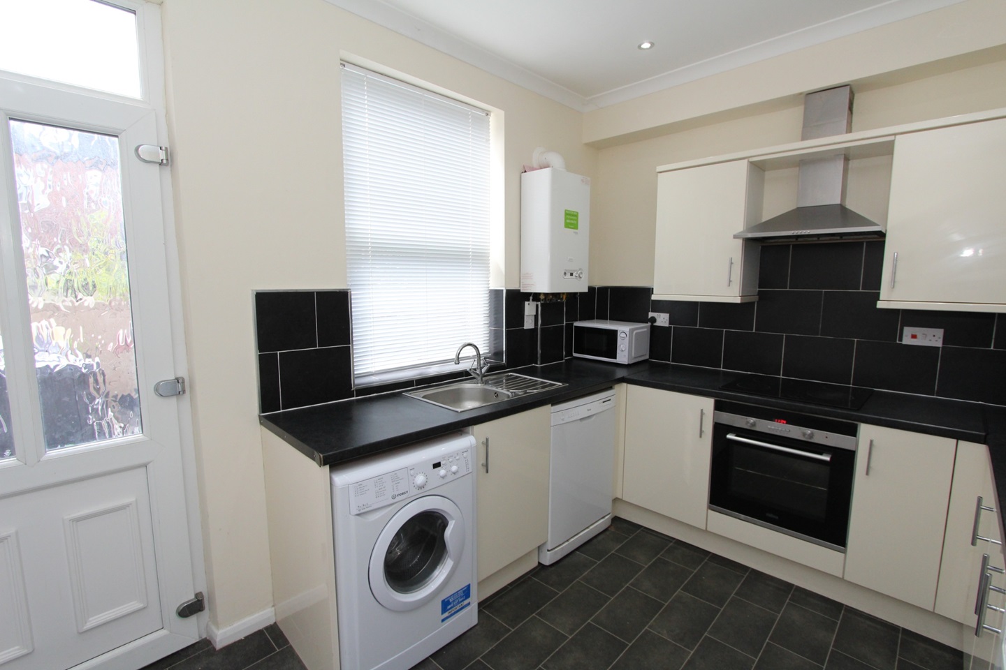 Additional image 16 of 4 Bed Terraced House, Pomona Street, S11, N1 7GU