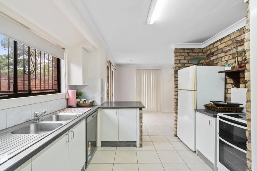 Additional image 3 of 67 Bedivere Street, Carindale QLD 4152
