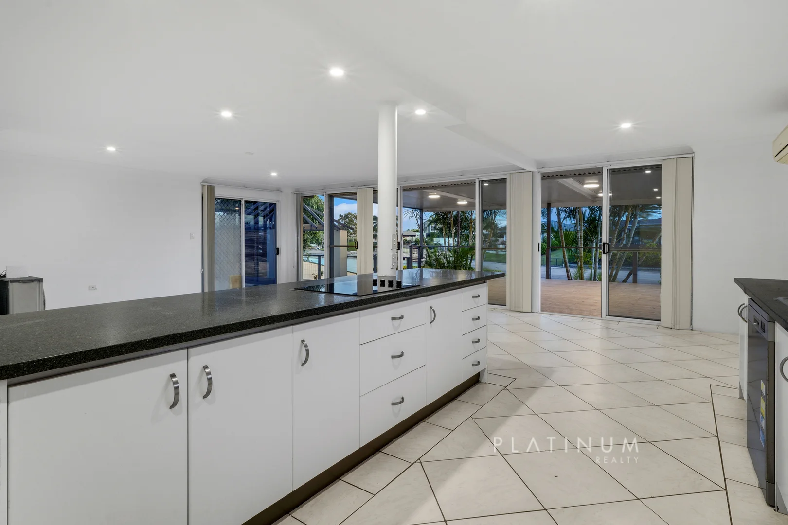 Additional image 5 of 100 Ashmore Road, Bundall QLD 4217
