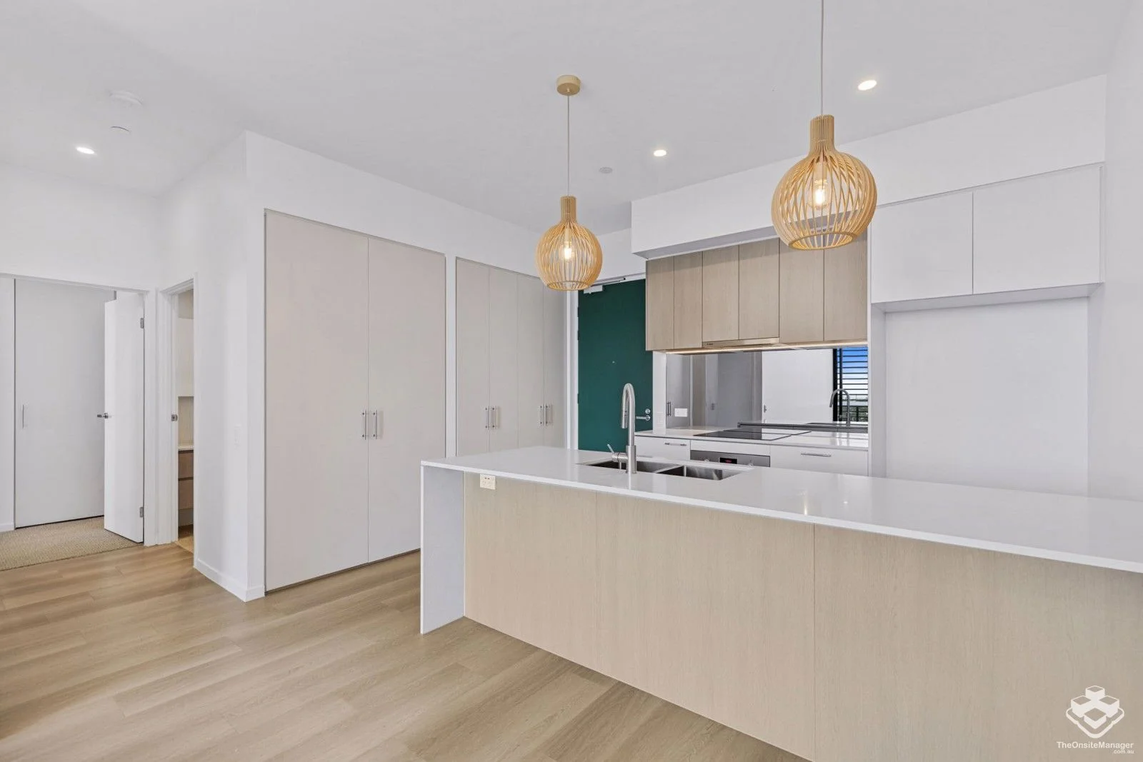 4604/7 Ross Court, Cleveland QLD 4163