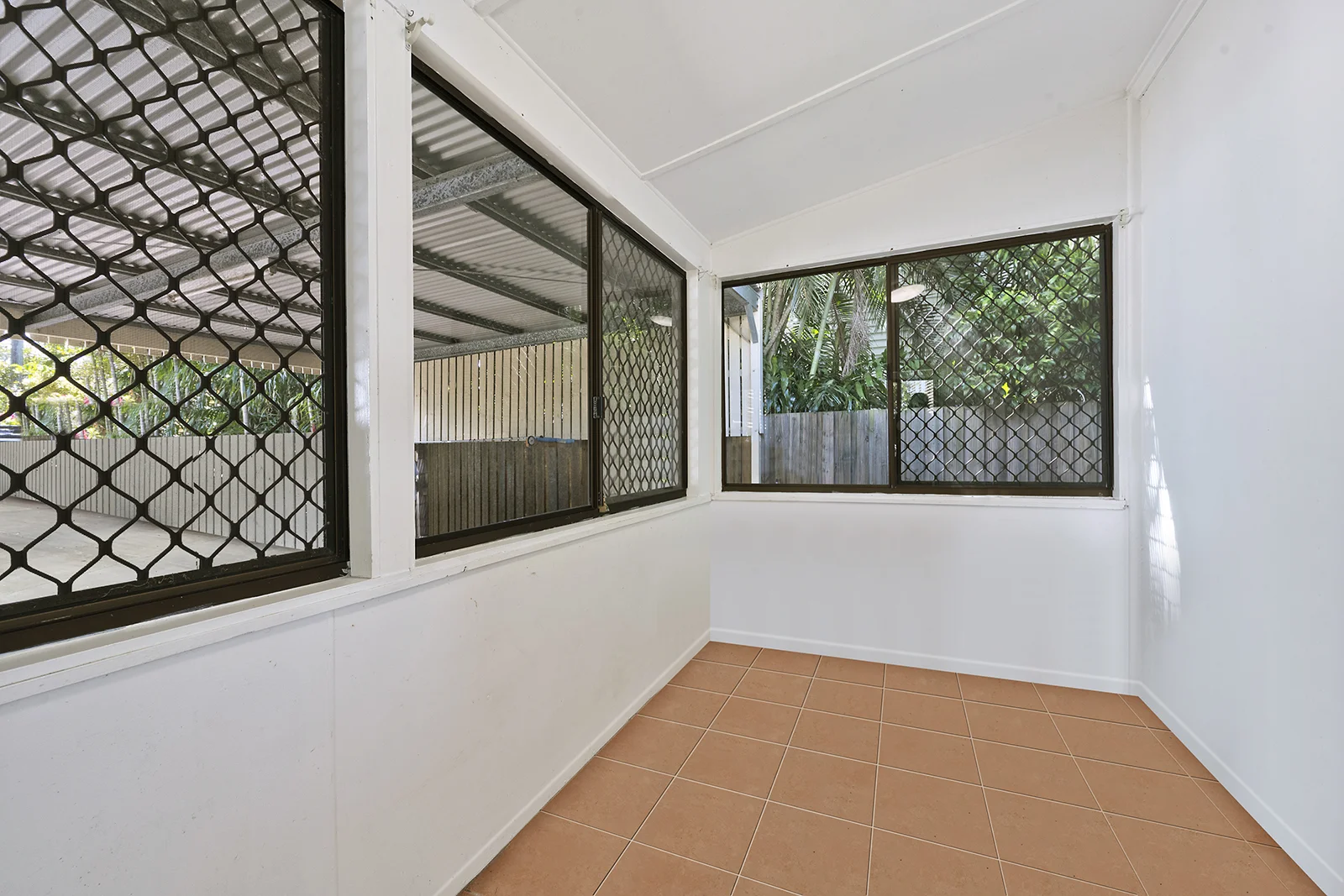 Additional image 6 of 4 Donald Street, Woody Point QLD 4019