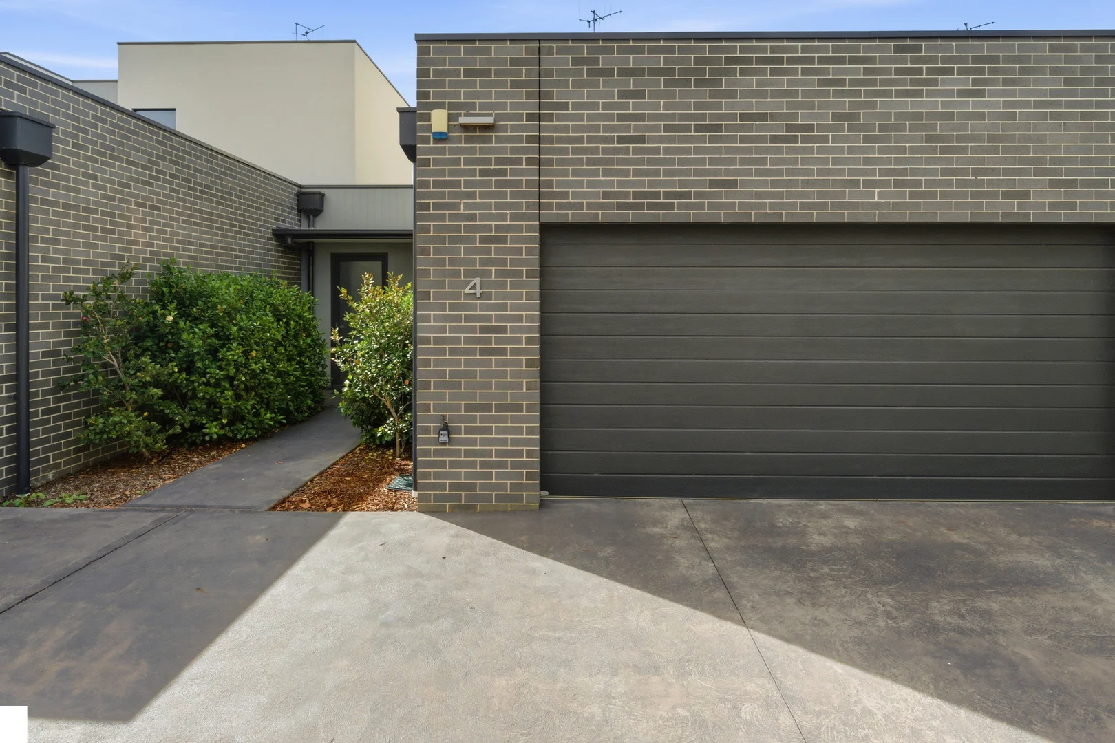 Additional image 2 of 4/12 Shumack Street, Weetangera ACT 2614