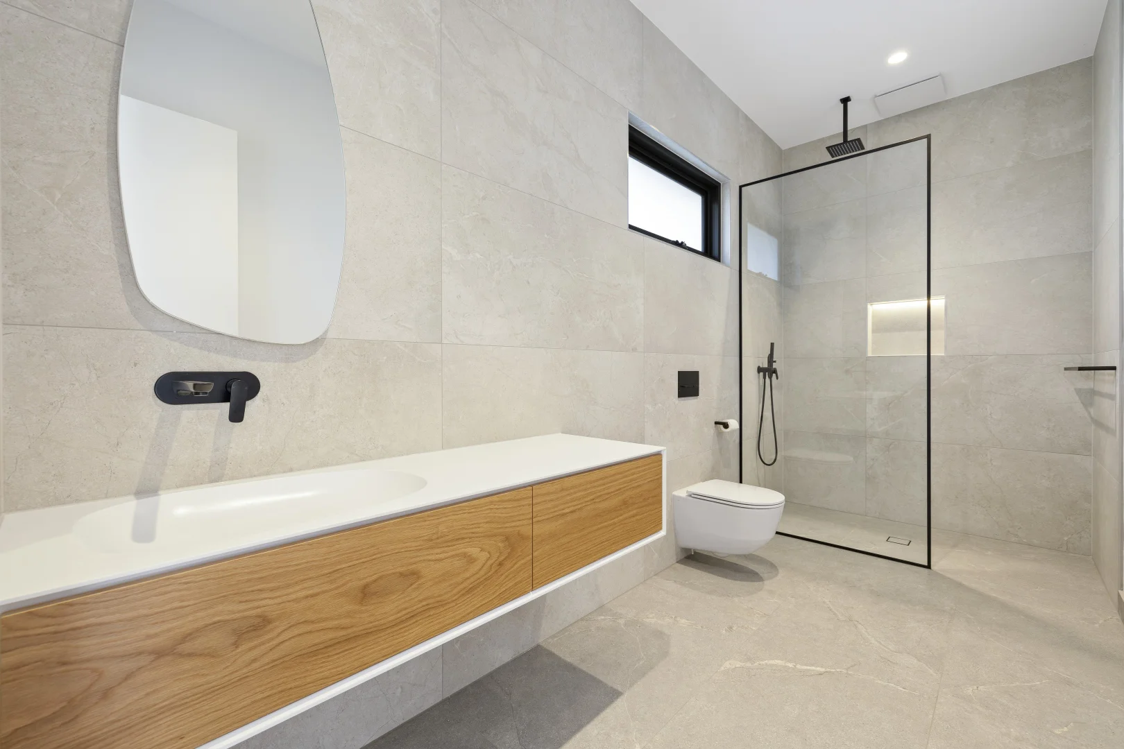 Additional image 8 of 2A Mons Street, Glen Iris VIC 3146