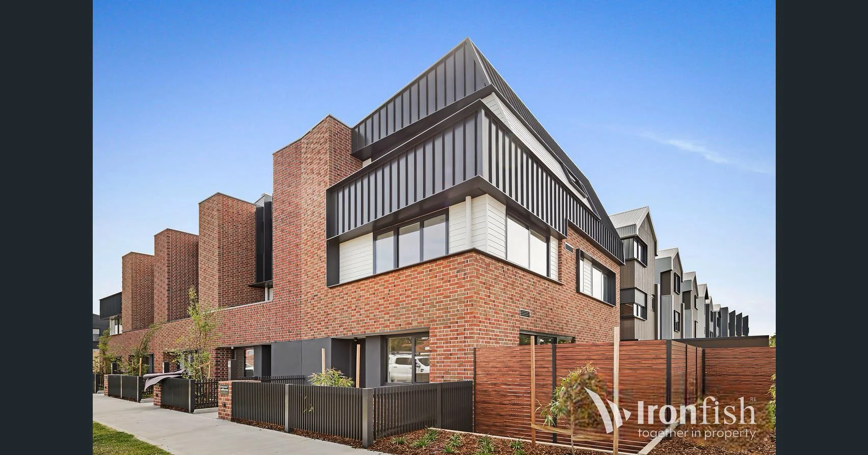 10 Foster Street, McKinnon VIC 3204