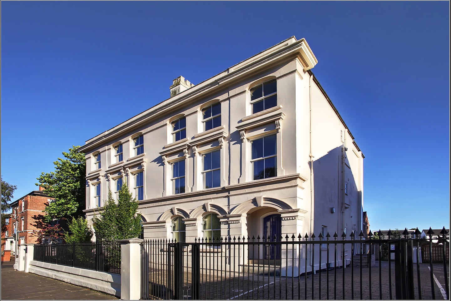 3 Bed Flat, Forest Road East, NG1, N1 7GU