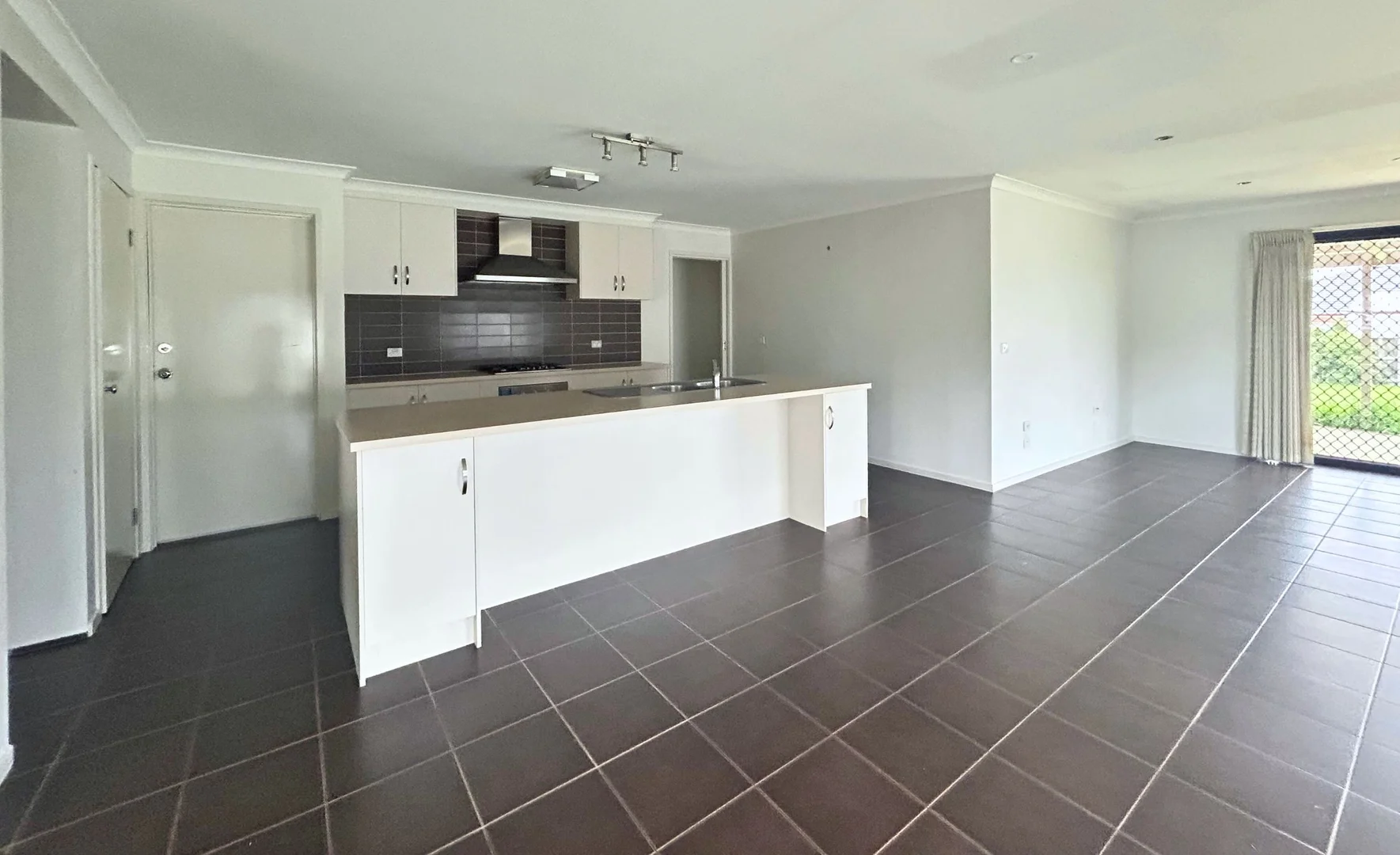 Additional image 3 of 16 Mitchell Street, Warrnambool VIC 3280
