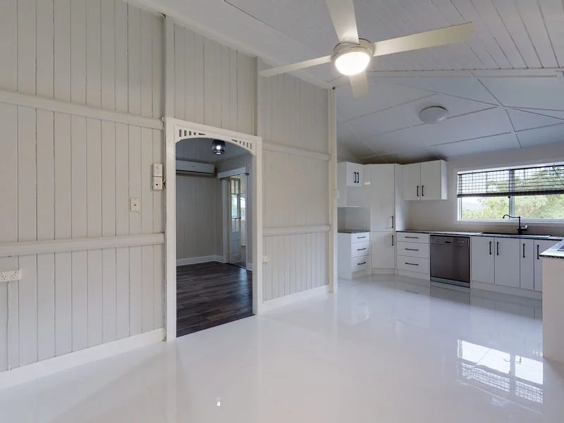 53 Albert Street, The Range QLD 4700 photo 3