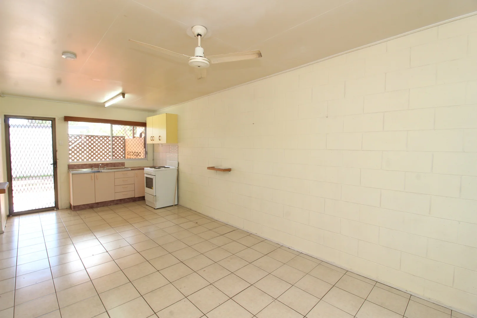 Additional image 6 of Unit 2/5 Kaeser Road, Mount Isa QLD 4825