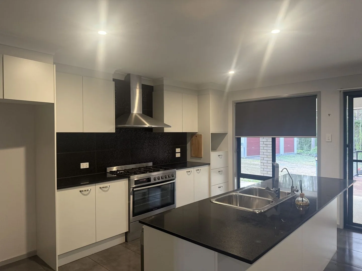 2-10 SpringFlats Ct, Moorina QLD 4506