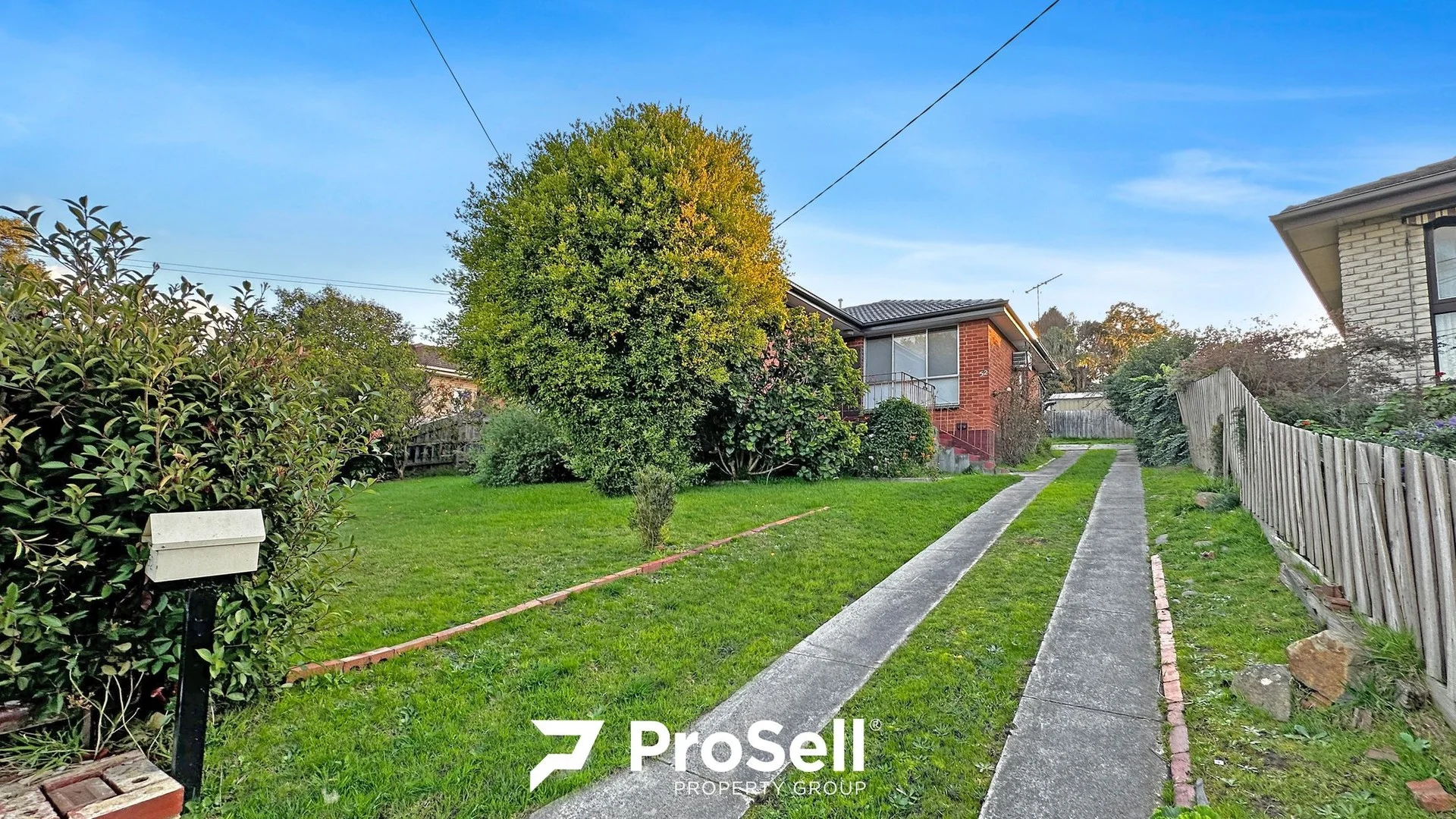 52 Loch Road, Dandenong North VIC 3175