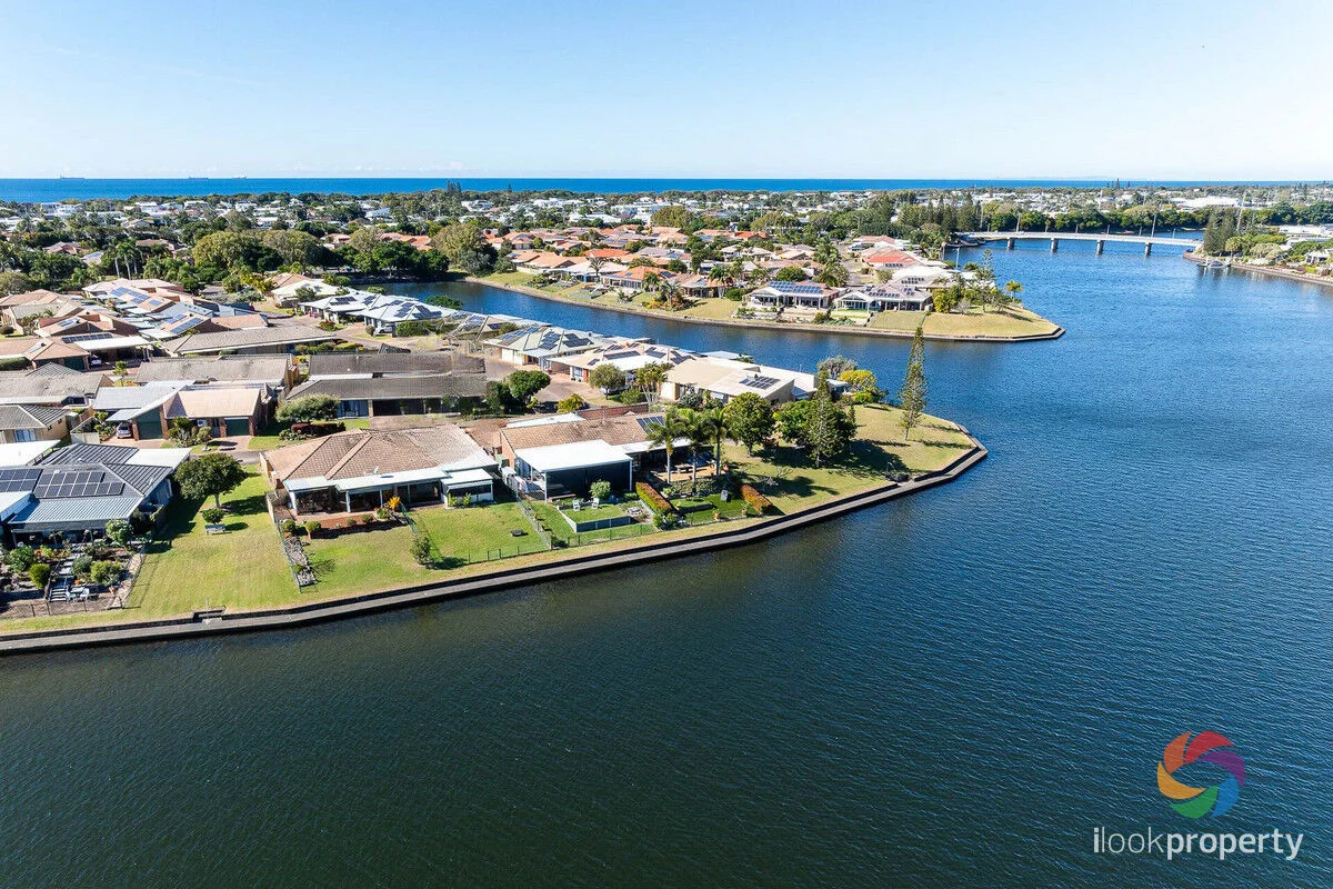 203/4 MELODY Court, Warana QLD 4575