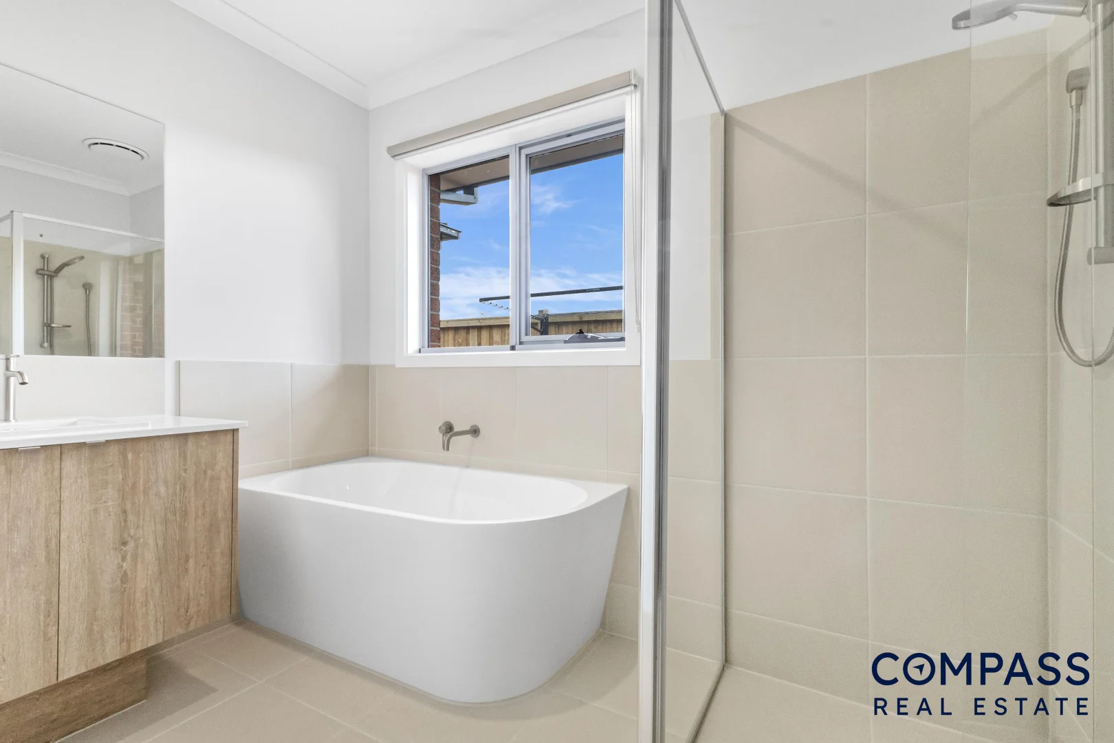 Additional image 12 of 2 Tipperary Drive, Rockbank VIC 3335