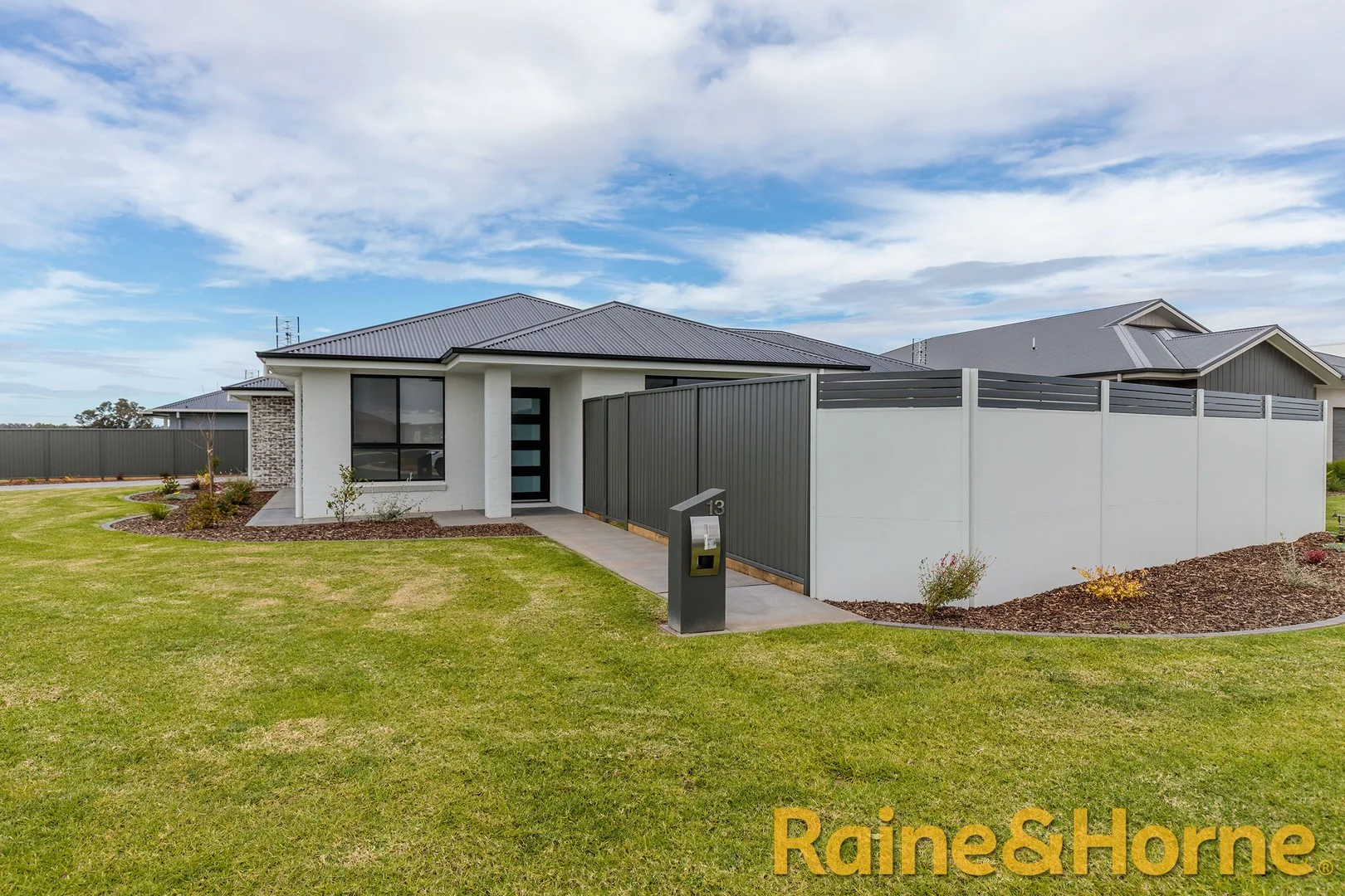 13 Canal Avenue, Dubbo NSW 2830
