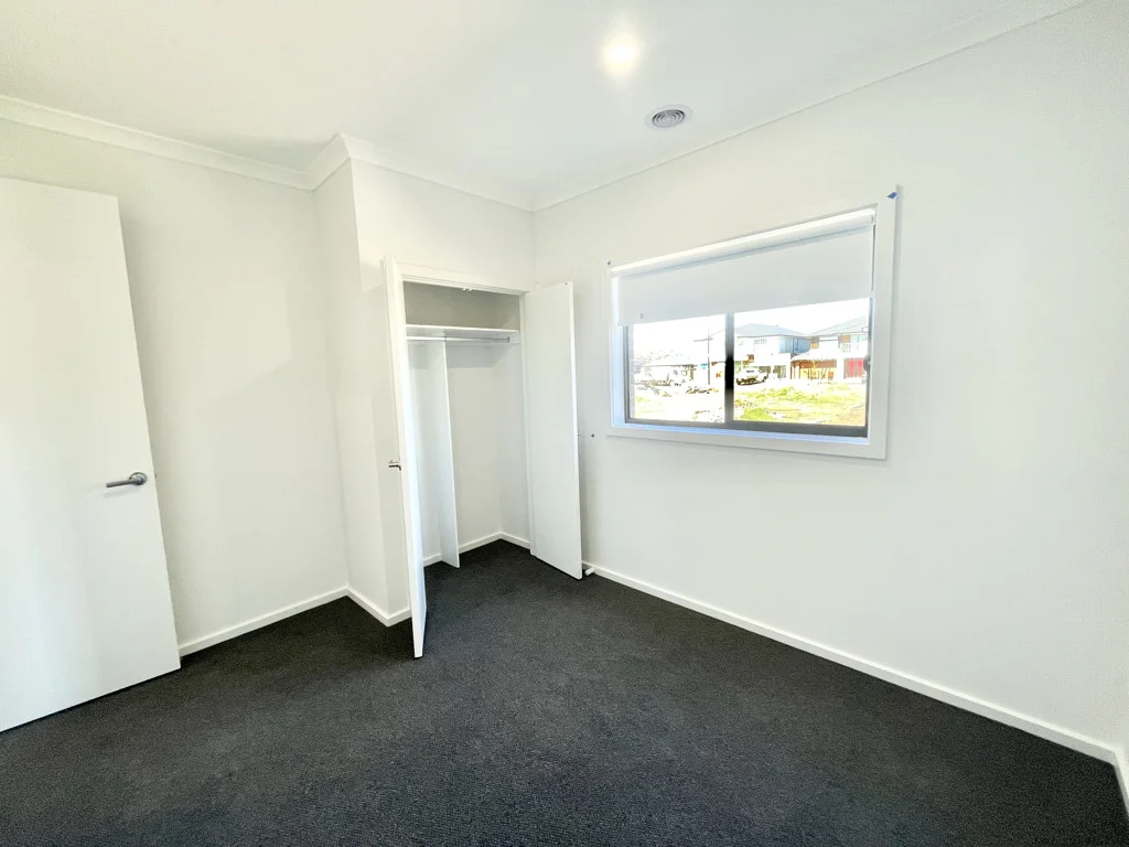 Additional image 18 of 11 Starthistle Approach, Rockbank VIC 3335