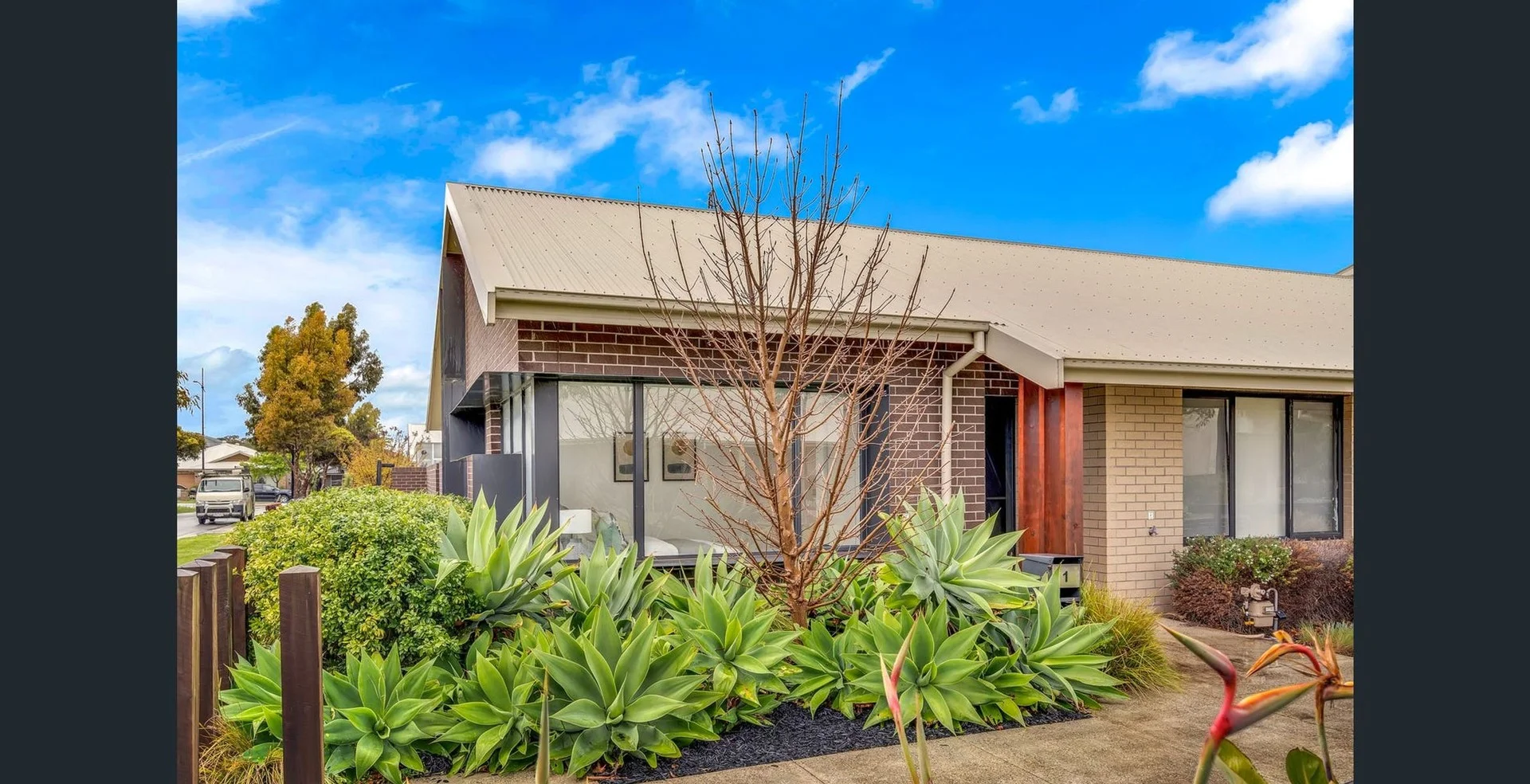 1 Strata Walk, Greenvale VIC 3059