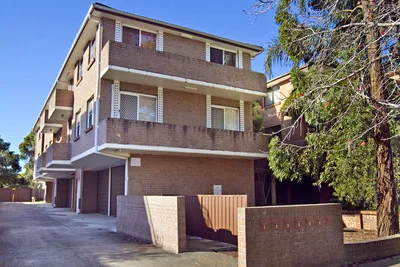2/16 Henry Street, Parramatta NSW 2150