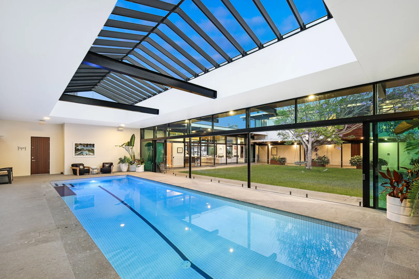 Additional image 18 of 22 Admiralty Drive, Paradise Waters QLD 4217
