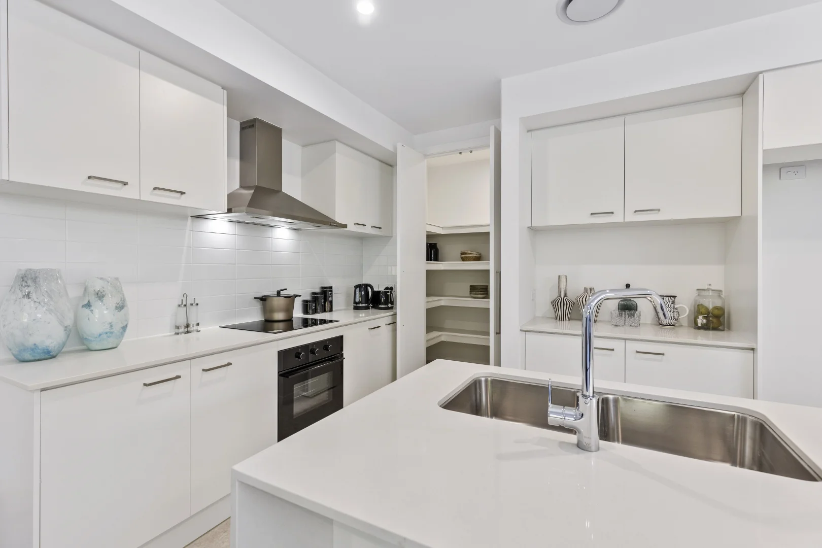 Additional image 5 of 4/2 Dolphin Point Road, Burrill Lake NSW 2539