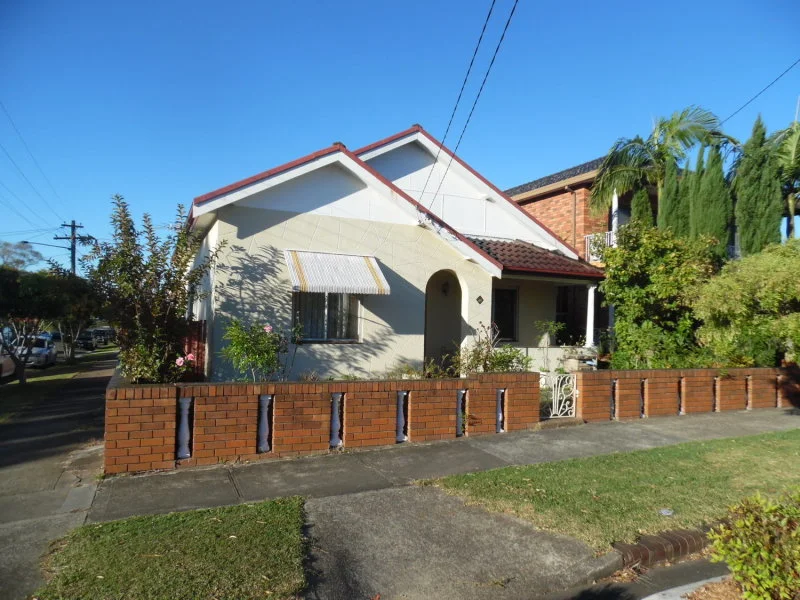 16 Percival Street, Carlton NSW 2218