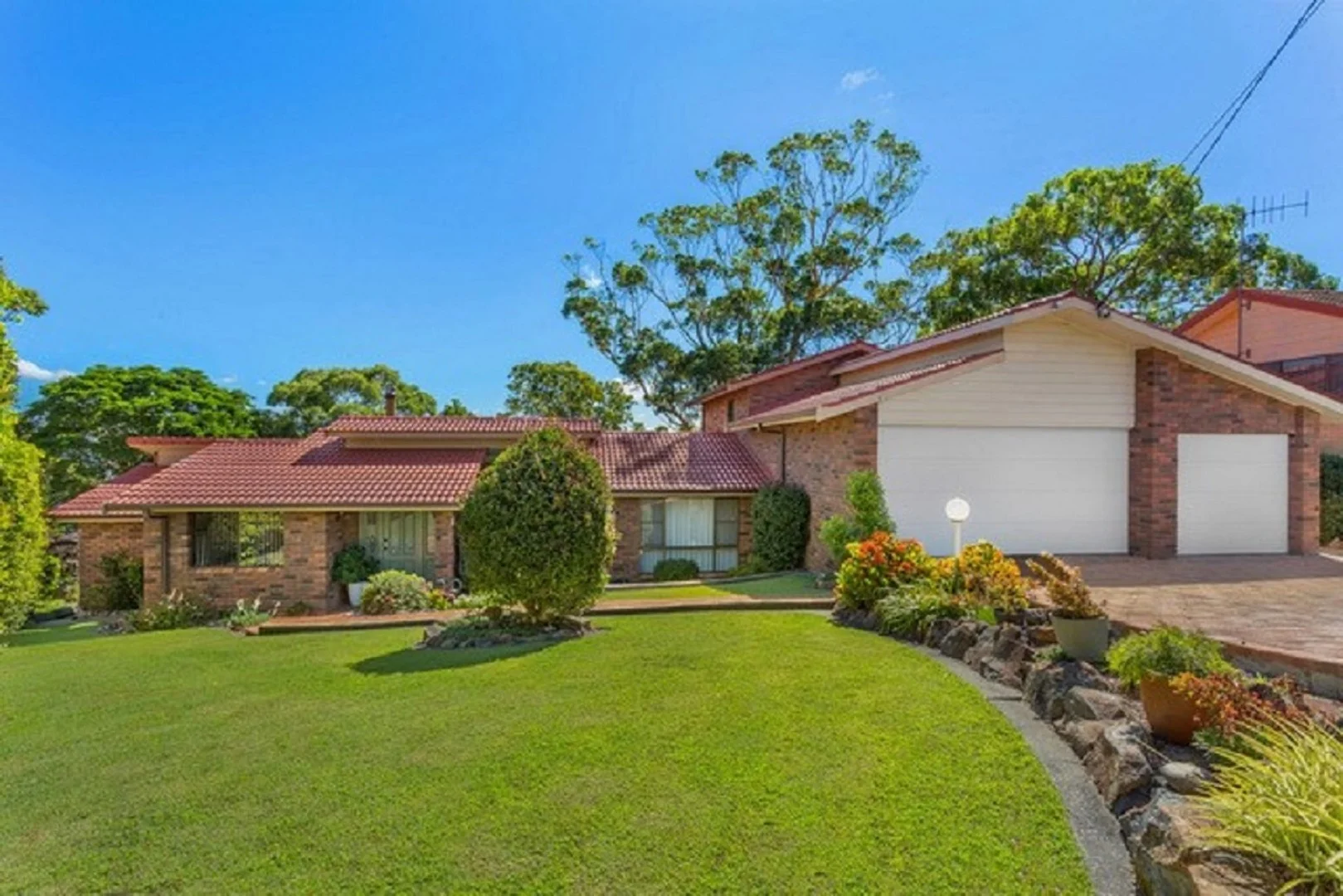 93 Greenpoint Drive, Green Point NSW 2428