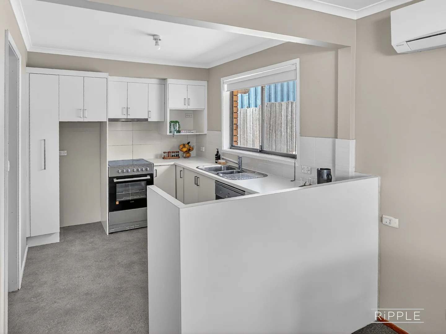 Additional image 11 of 2/8 Paringa Road, Glenorchy TAS 7010