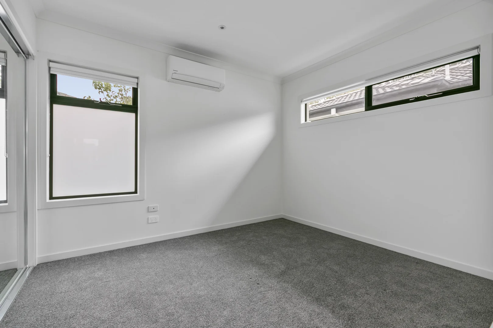 Additional image 4 of 2/11 Poplar Crescent, Bellfield VIC 3081