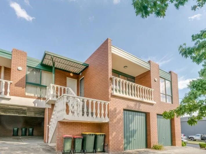 1/18 Firth Street, Doncaster VIC 3108