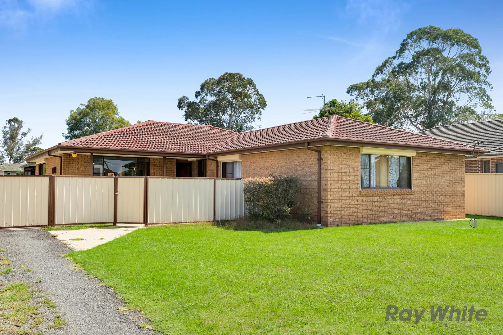 22 Park Street, Tahmoor NSW 2573
