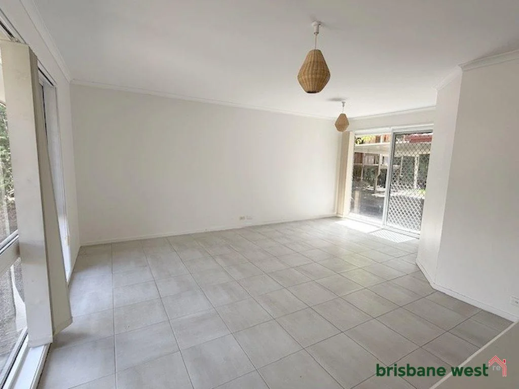 Additional image 2 of 15 Scarba Street, Middle Park QLD 4074