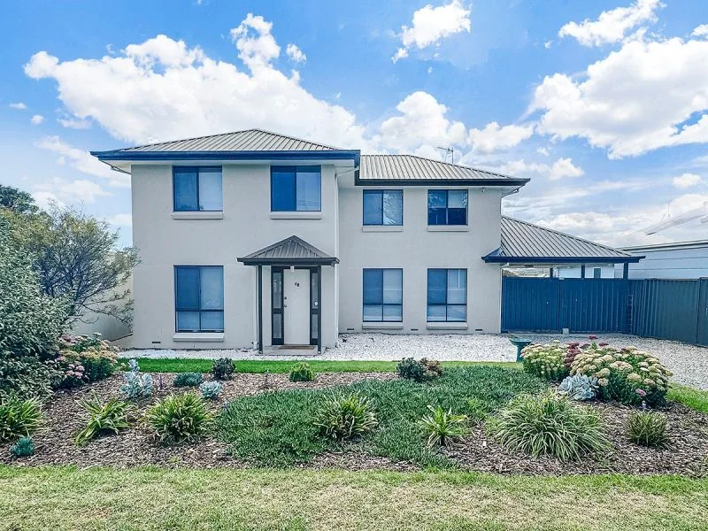 68 Albatross Av, Chiton SA 5211