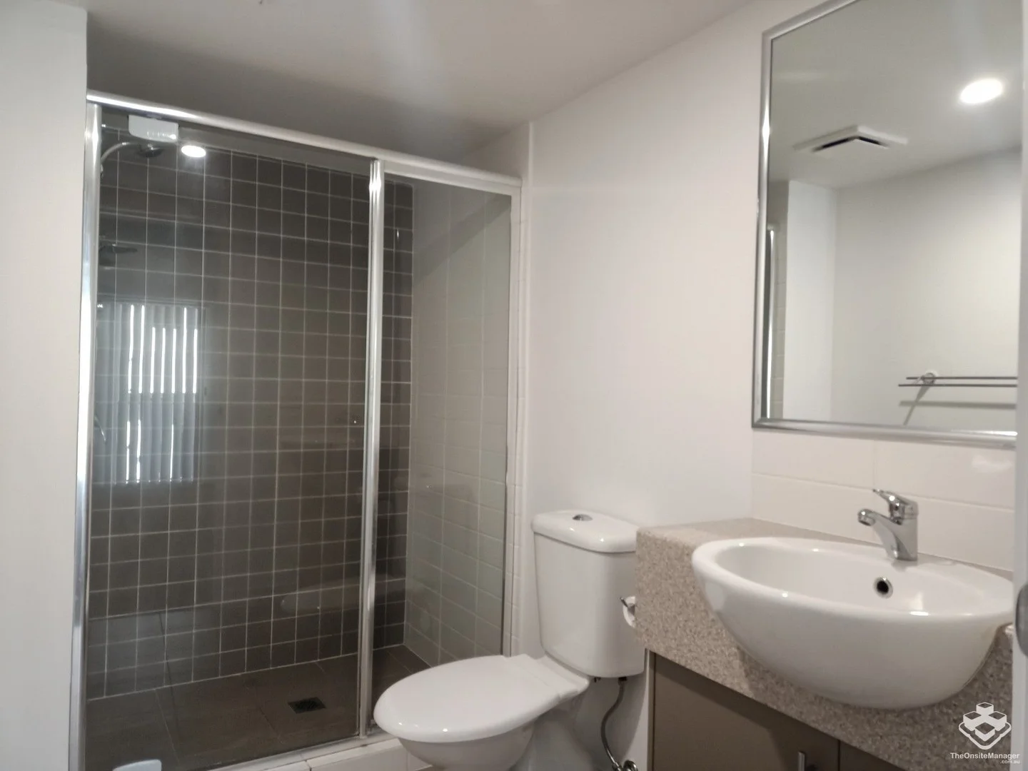 Additional image 13 of ID:21136764/7-9 Lloyd Street, Tweed Heads South NSW 2486