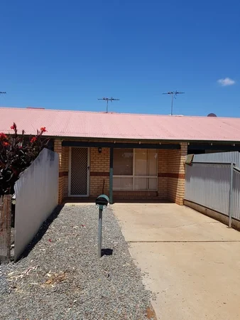3/2 Wittenoom Street, Piccadilly WA 6430