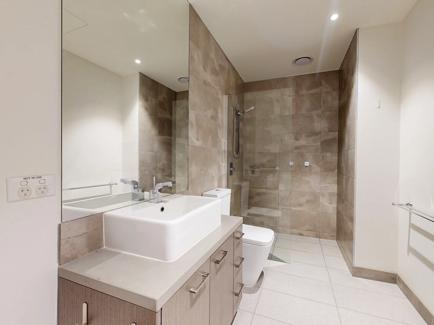 Additional image 3 of 8/17 Riversdale Road, Hawthorn VIC 3122