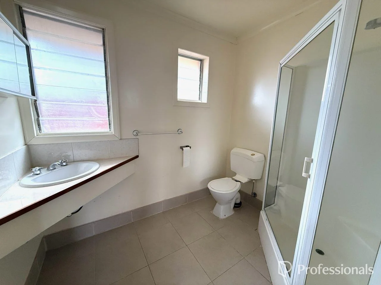 Additional image 6 of 2/37 Pope Street, Hamilton VIC 3300