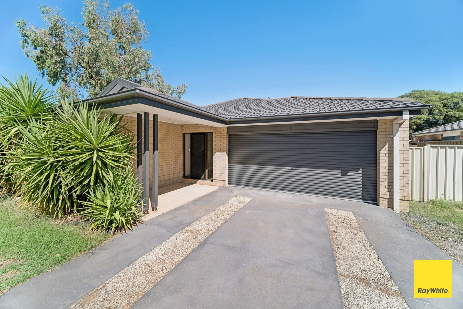 1 Botanical Drive, Epsom VIC 3551