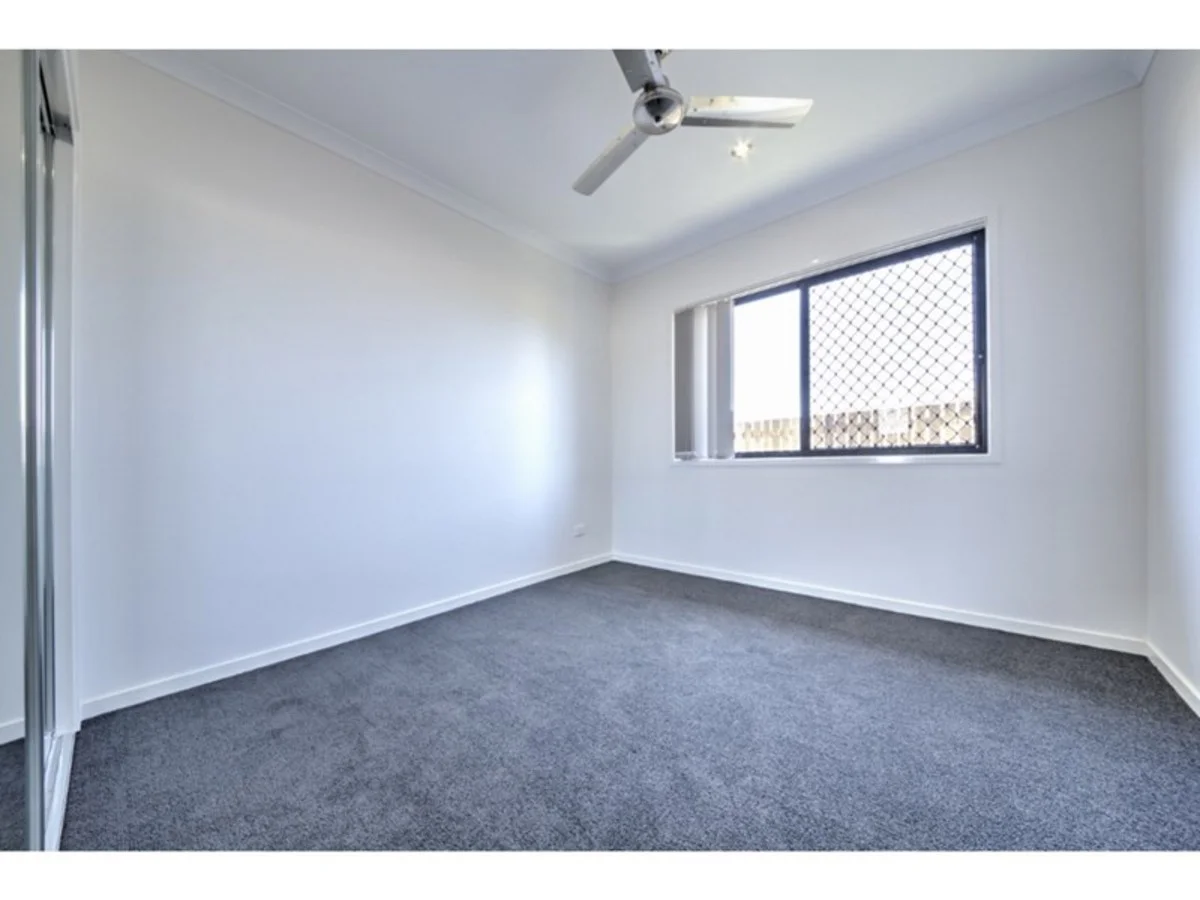 Additional image 6 of 2/41 Waterview Drive, Lammermoor QLD 4703