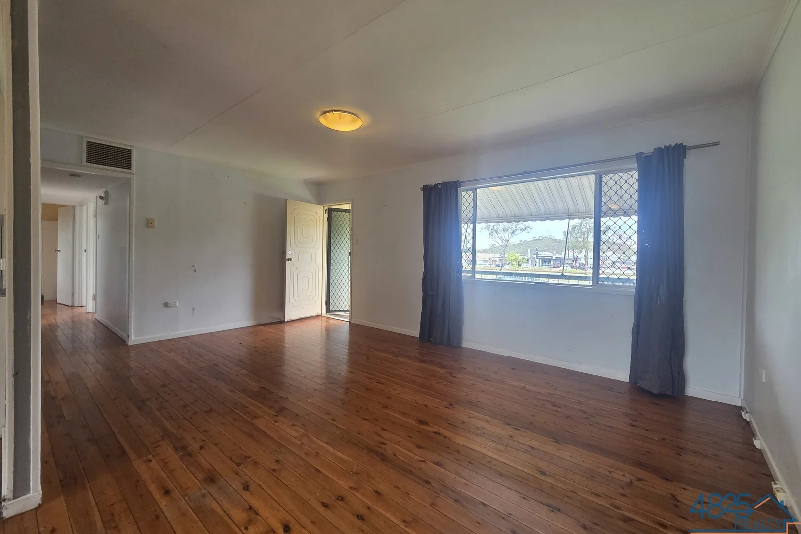 Additional image 5 of 71 Sunset Drive, Mount Isa QLD 4825