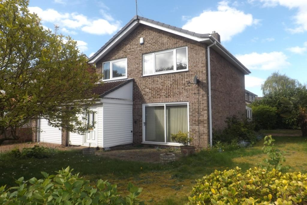 3 Bed Detached House, Swenson Avenue, NG7, N1 7GU