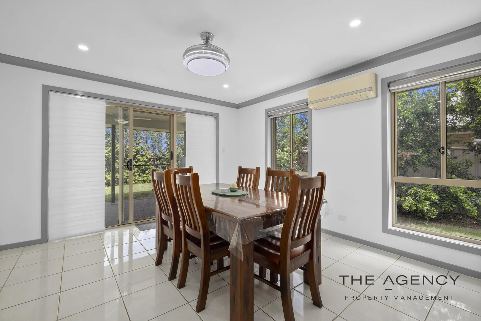 18 Amber Street, Emerald QLD 4720 photo 4