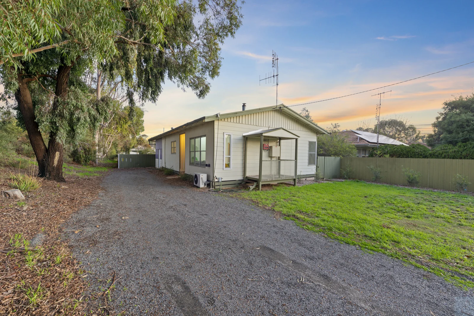 Additional image 12 of 2 Ball Court, Tocumwal NSW 2714