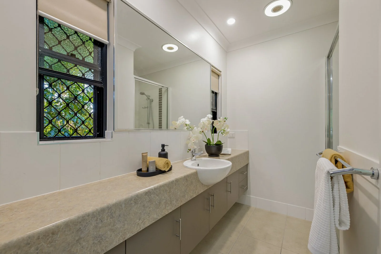 Additional image 7 of 218 Greenslopes Street, Whitfield QLD 4870