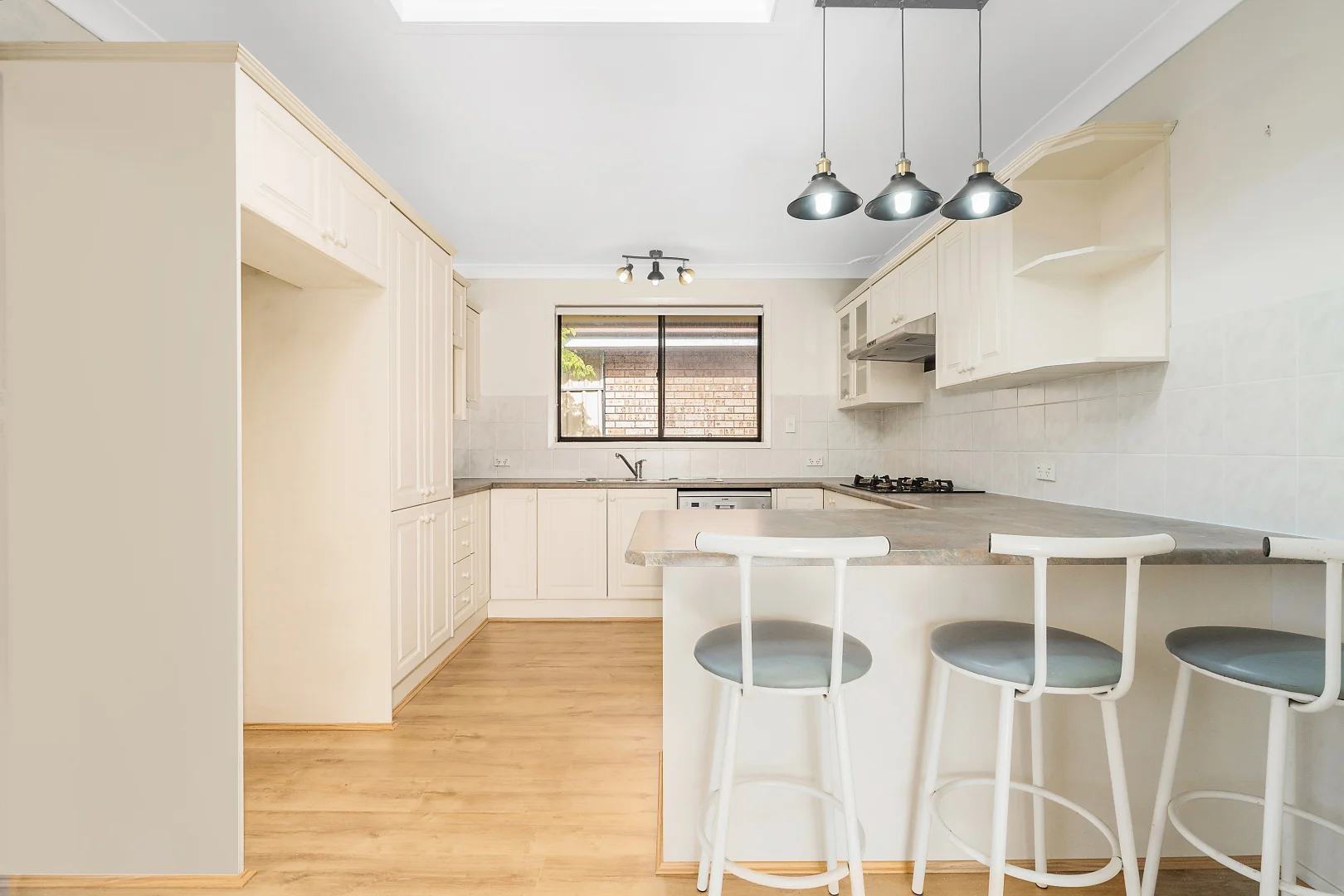 Additional image 3 of 70 St Andrews Boulevard, Casula NSW 2170